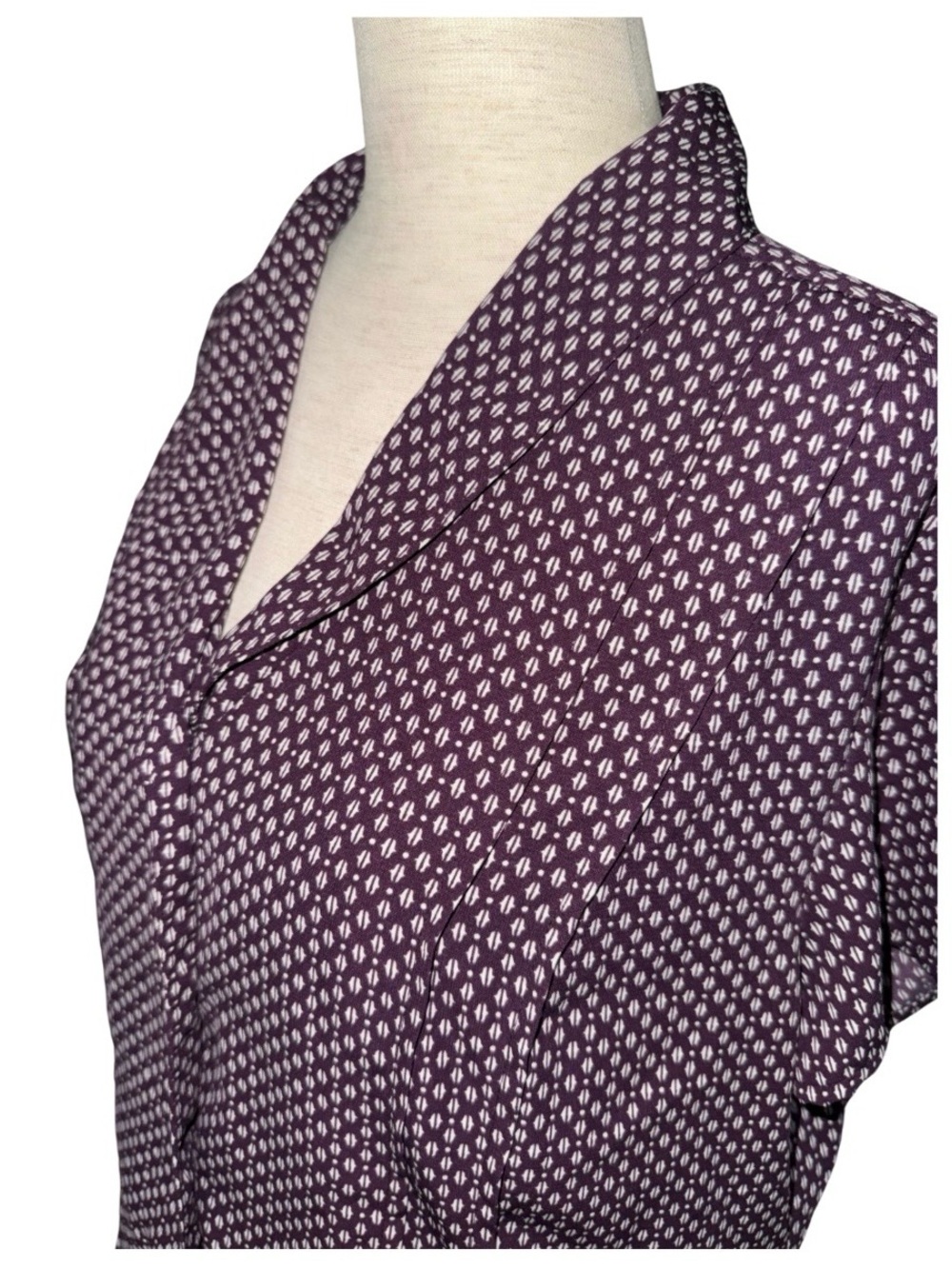 Retro Burgundy Print Blouse Picniccore
Rockabilly Top - Picture 4 of 9